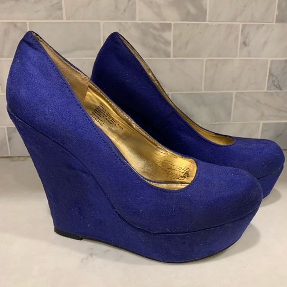 Electric blue wedges - Picture 3 of 3
